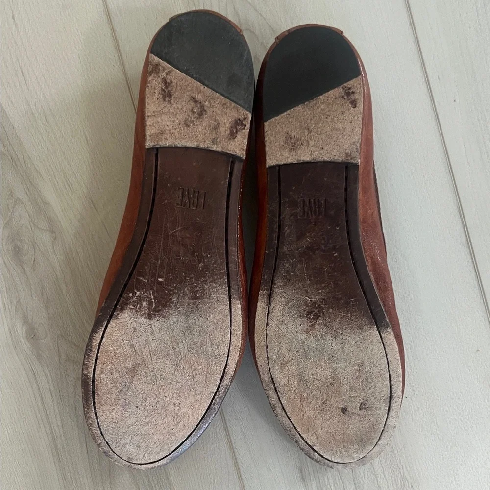 FRYE AND CO. Brown Flats - Picture 10 of 11